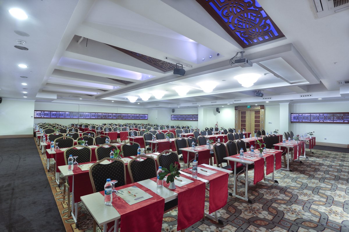 Jasmine Meeting Room